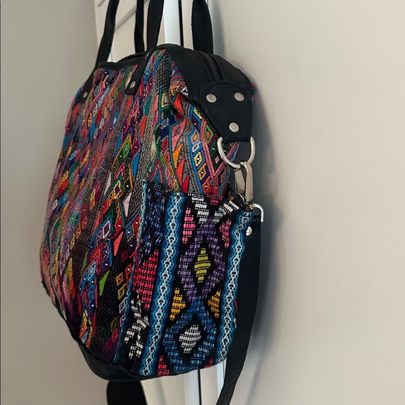 Guatemalan Huipil Embroidered fabric and leather tote - Picture 2 of 10